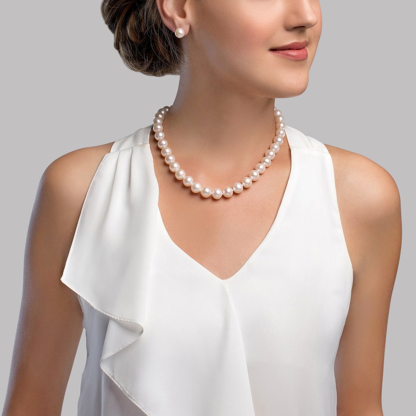 White Freshwater Pearl Necklace in AAAA Quality 2