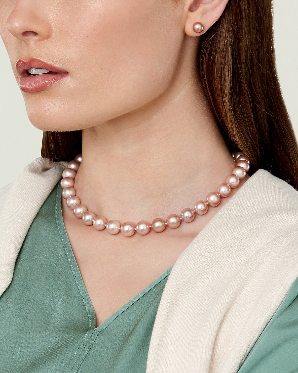 Pink Freshwater Pearl Necklace in AAA Quality 3