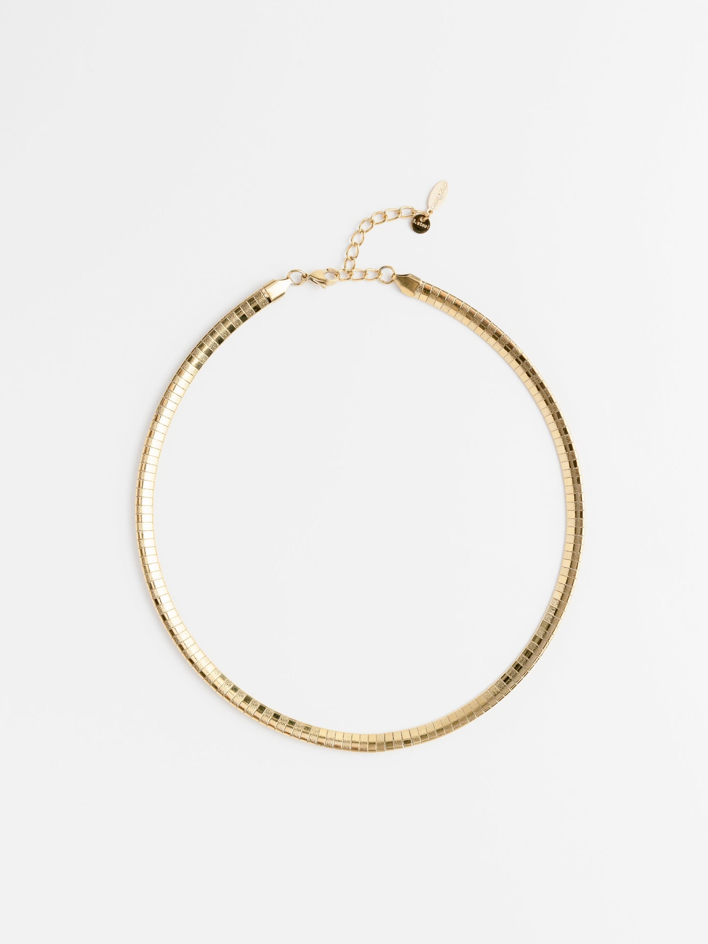 Elegant Golden Mirage Chain Necklace