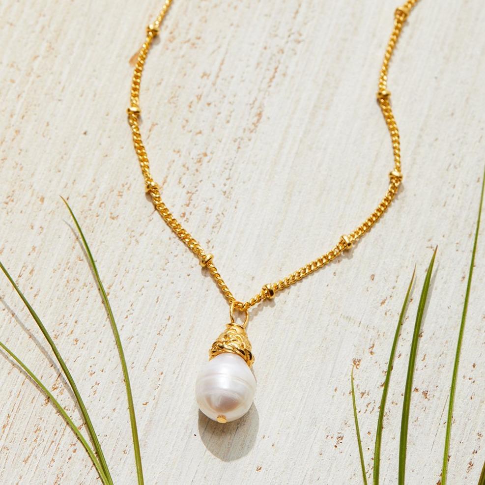 Elegant Dainty Pearl Drop Necklace for Women