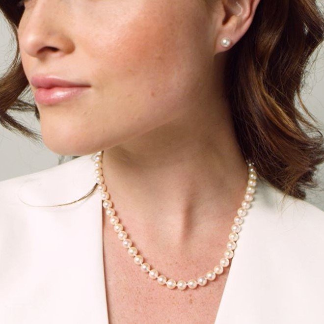 White Akoya Pearl Necklace in AA+ Quality 4