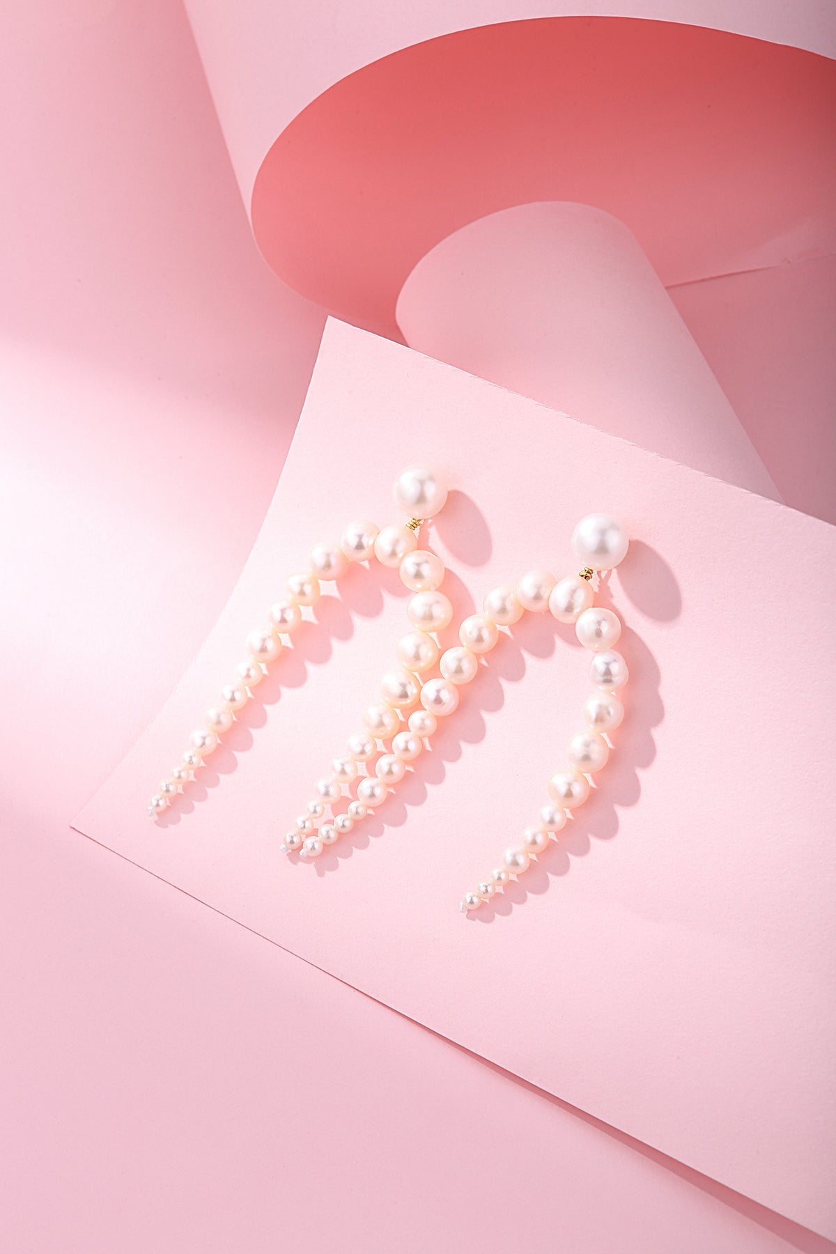 Freshwater Pearl Drop Earrings in Dynamic Style