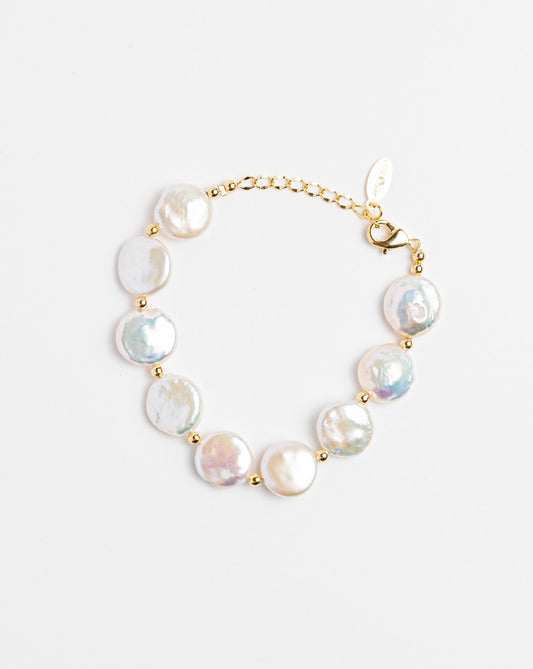 Flat Pearl Jewelry Accessory in Elegant Design