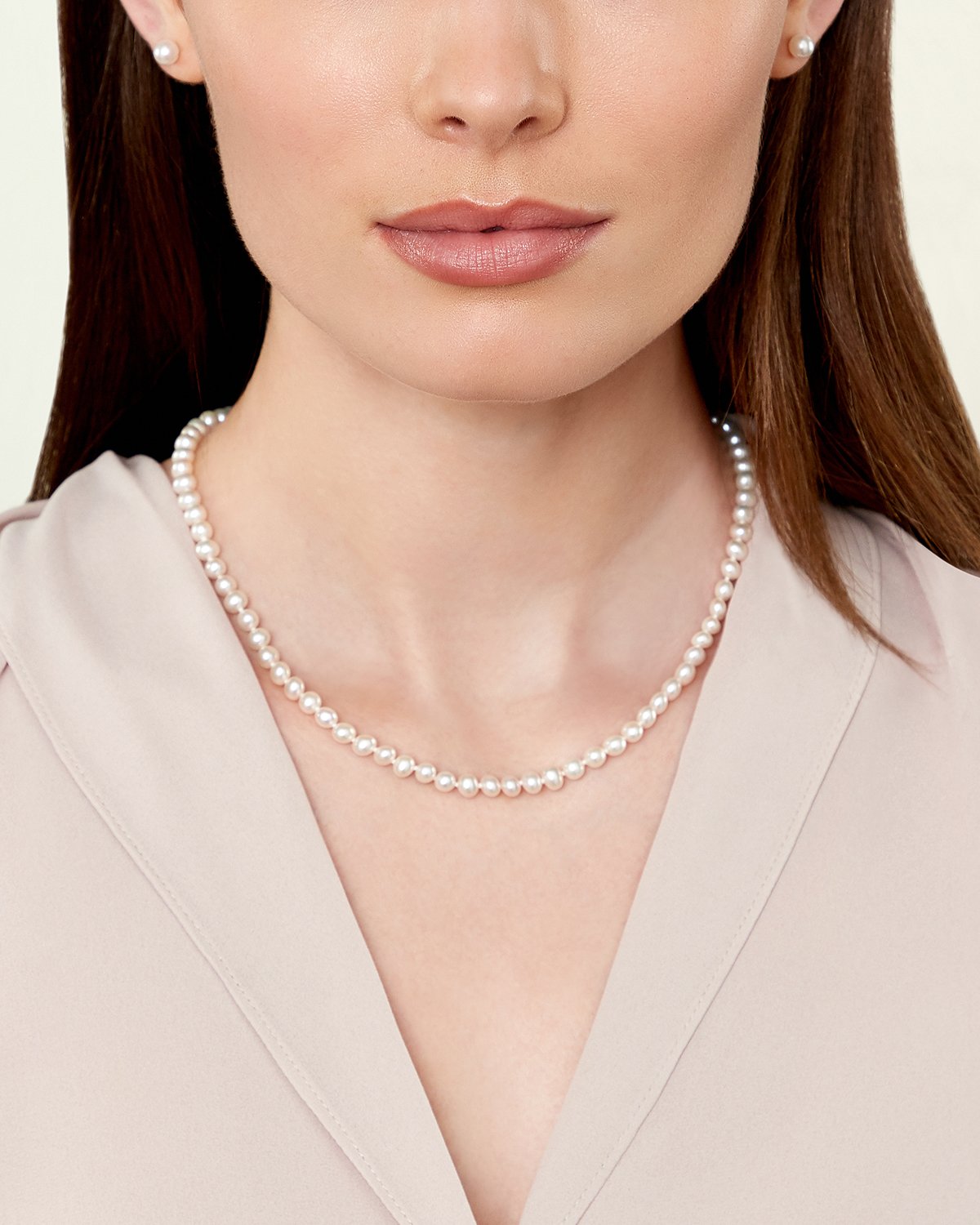 Japanese Akoya Pearl Necklace with AAA Quality