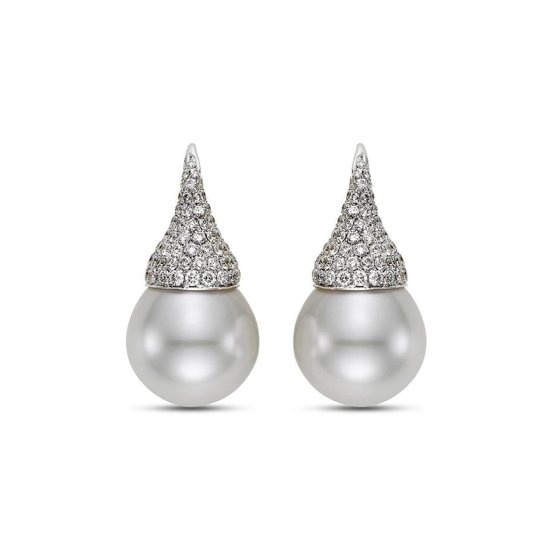 Pearl and Diamond Kiss Design Earrings