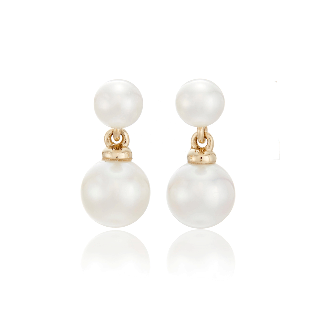 Pearl Earrings in Elegant Design 1