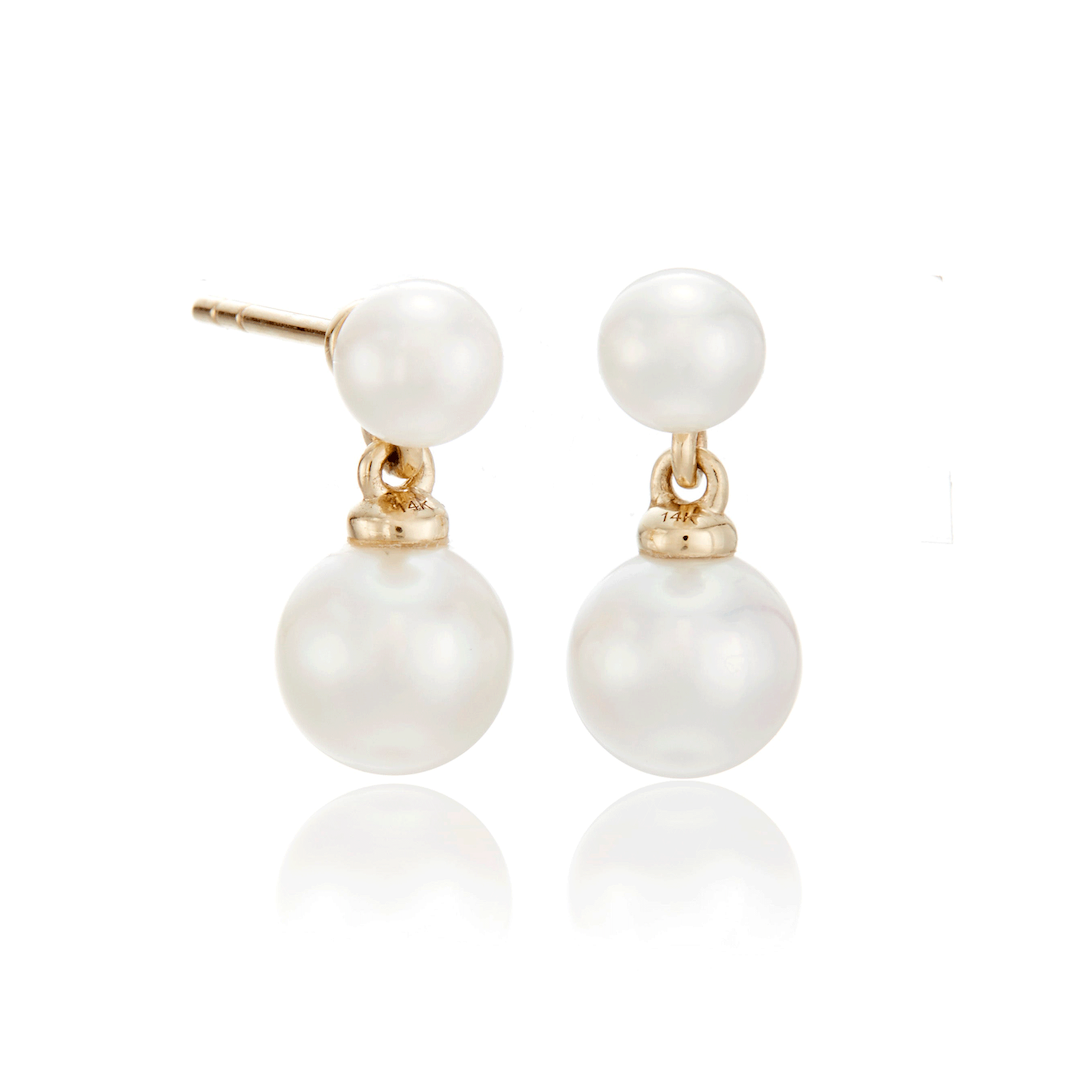 Pearl Earrings in Elegant Design 1