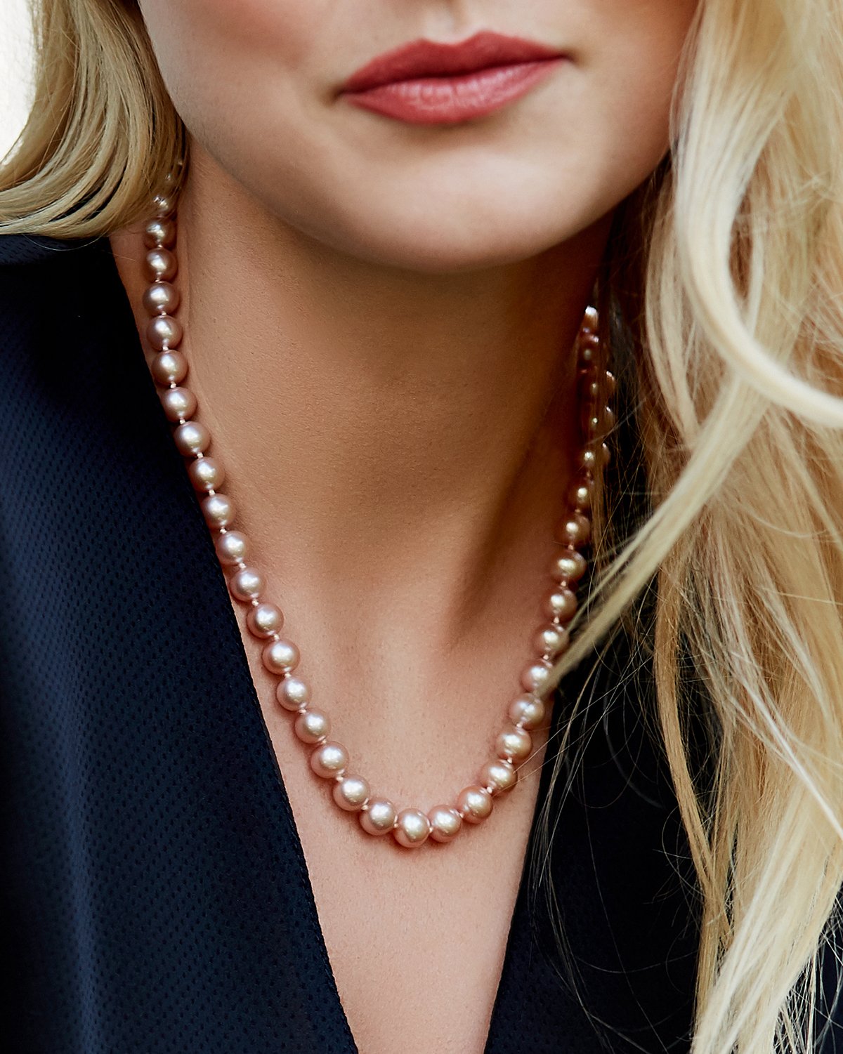 Pink Freshwater Pearl Necklace in AAA Quality 4