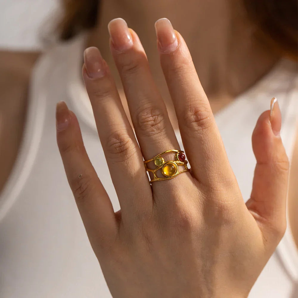 Gold Mesh Wavy Design Ring