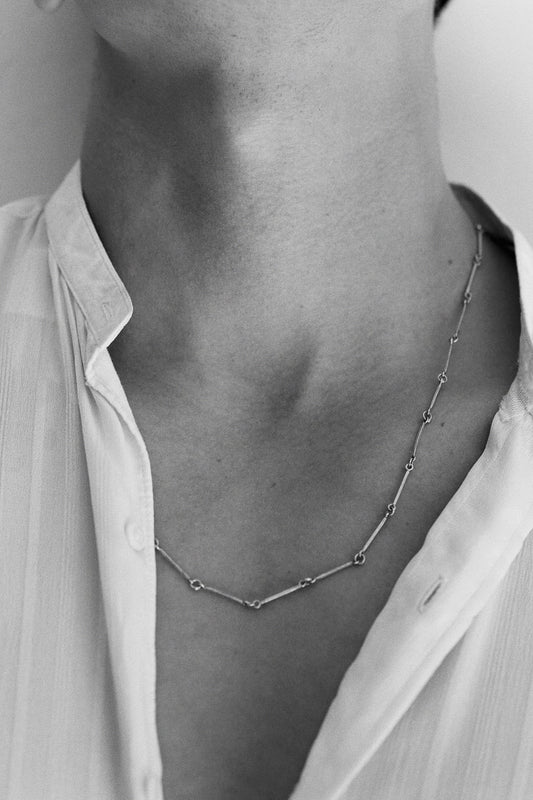 Silver Chain Necklace in Modern Design