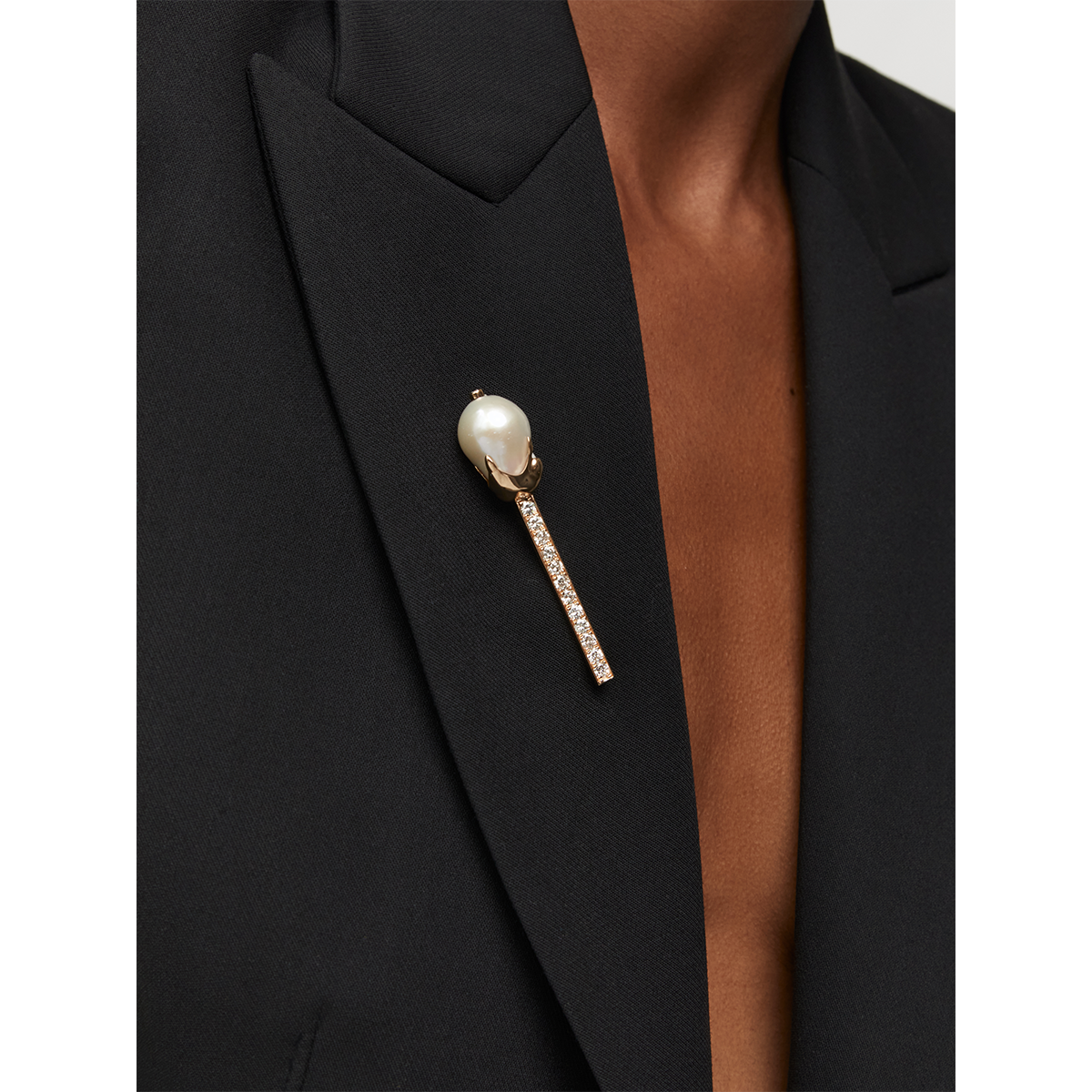 Baroque Pearl Scepter Brooch in 14kt Gold