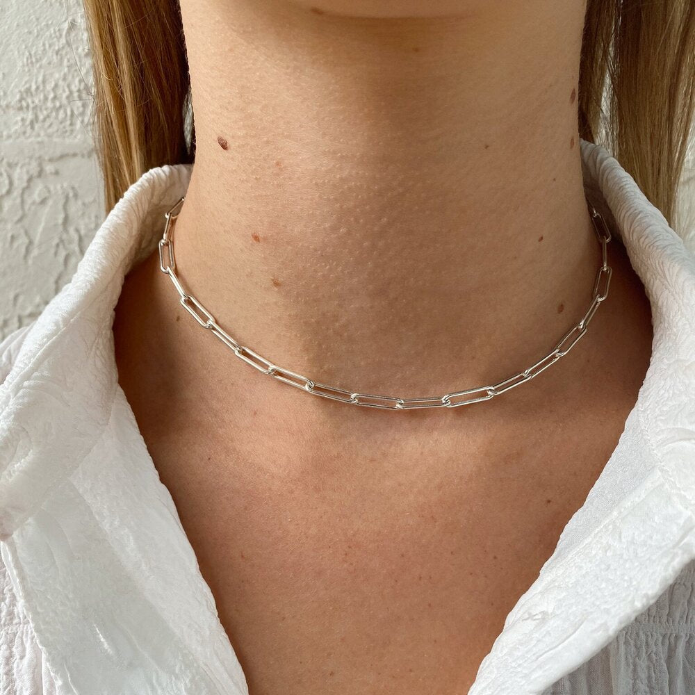 Chunky Paperclip Style Choker Necklace