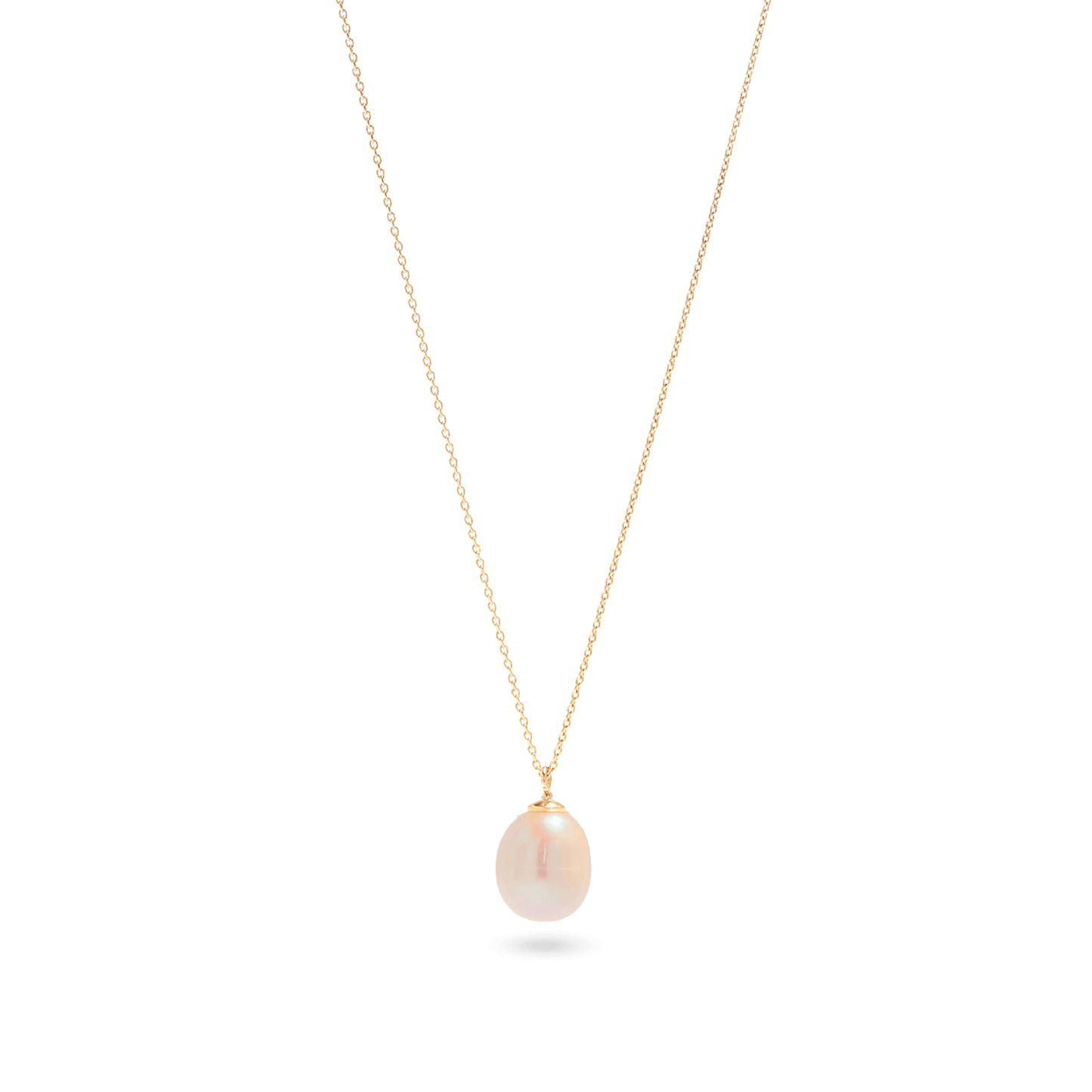 Elegant Pearl Pendant Necklace in Elliptical Design