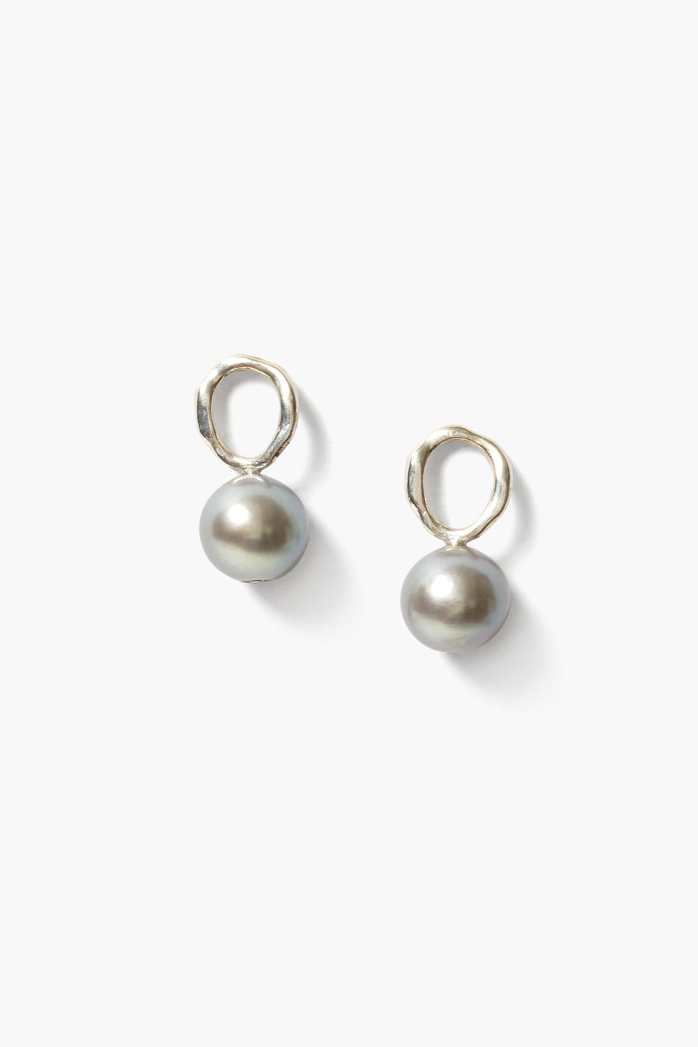 Grey Pearl Globe Stud Earrings in Elegant Design