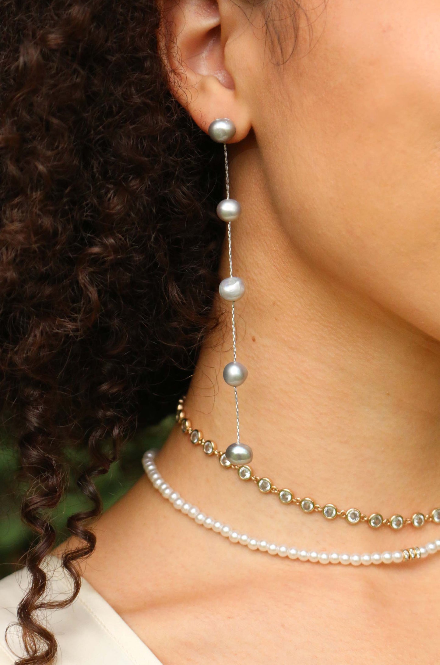 Delicate Drop Earrings with Dripping Pearls