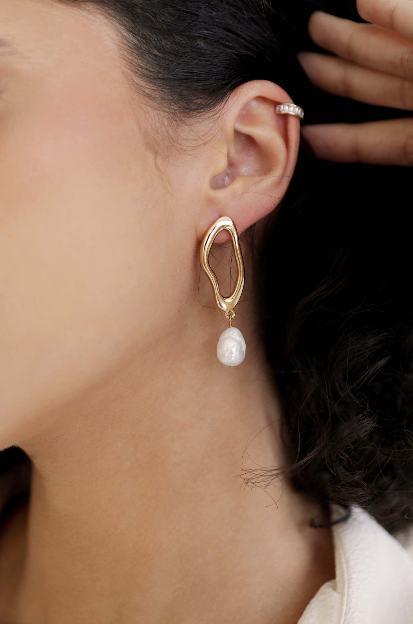 Freshwater Pearl Open Circle Earrings