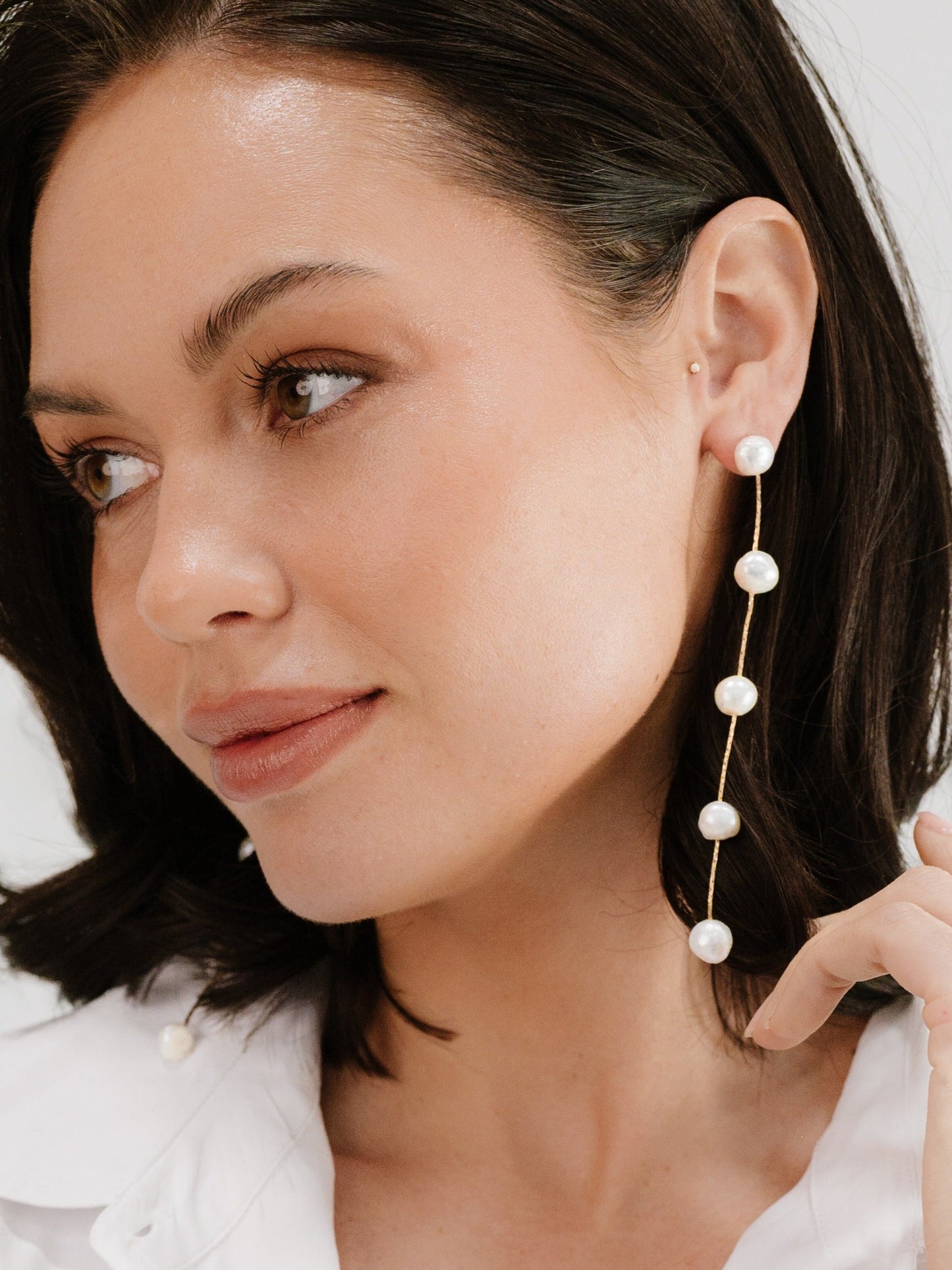 Delicate Drop Earrings with Dripping Pearls