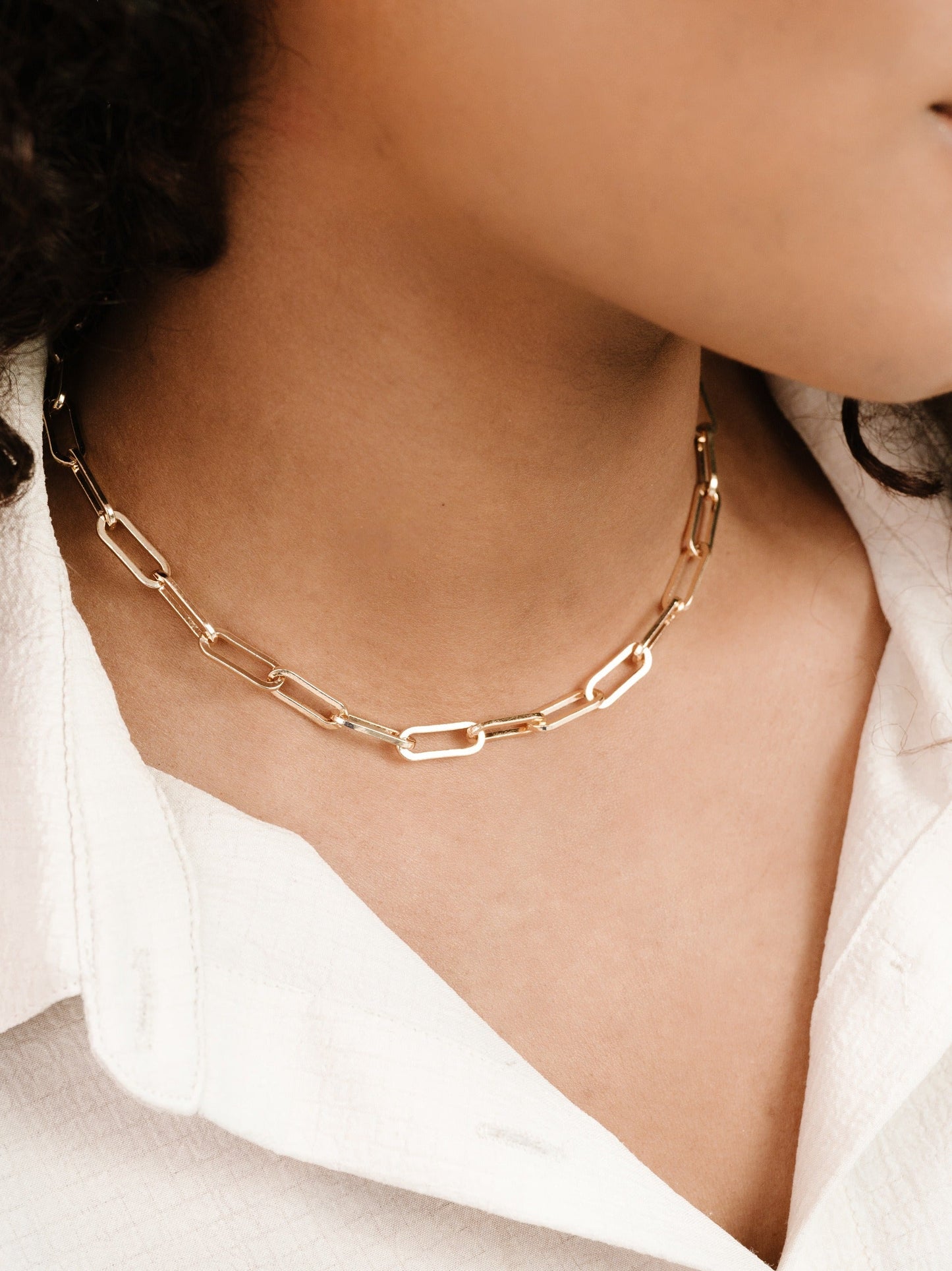 Interlinked Silver Chain Necklace Design