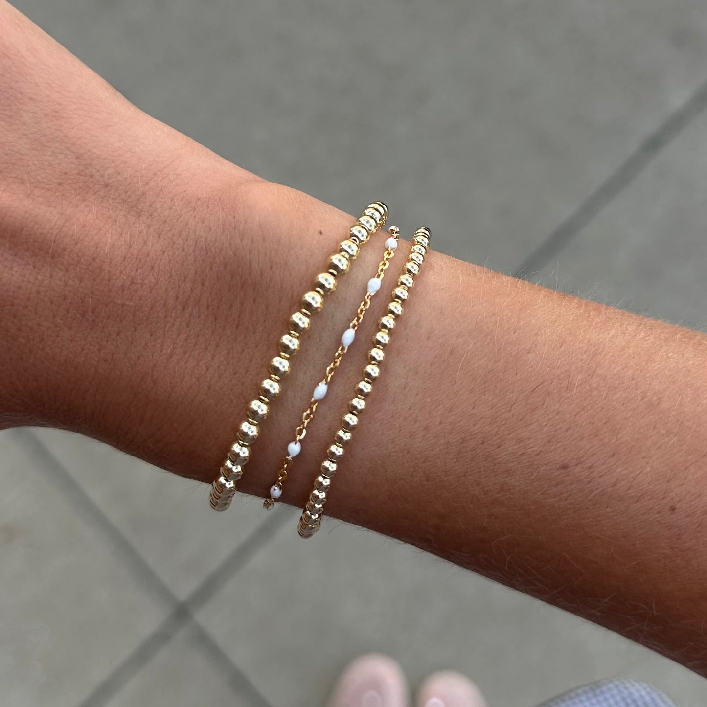 Triple Stack White Daisy Bracelet Set