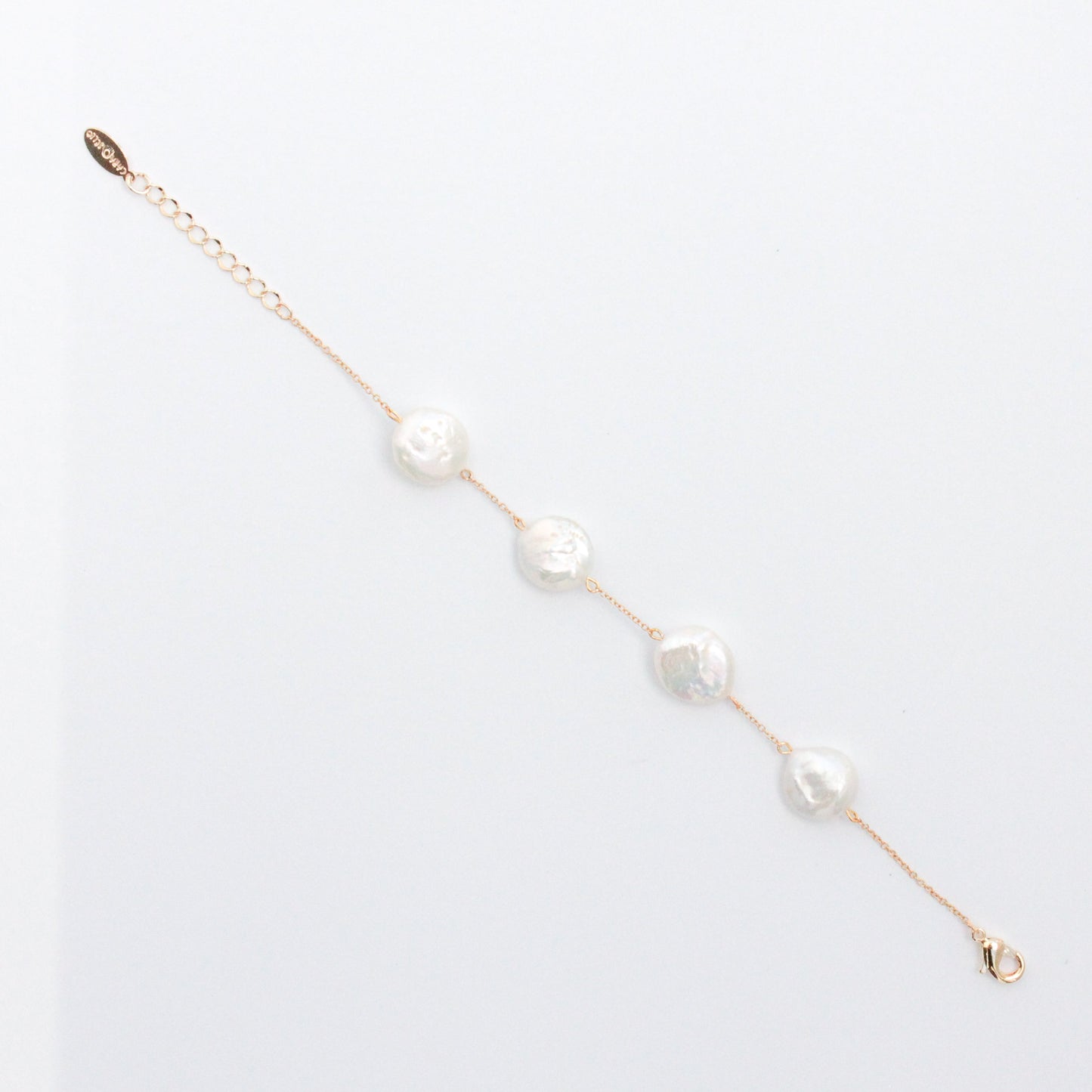 Pearl Chain Bracelet with Flat Design