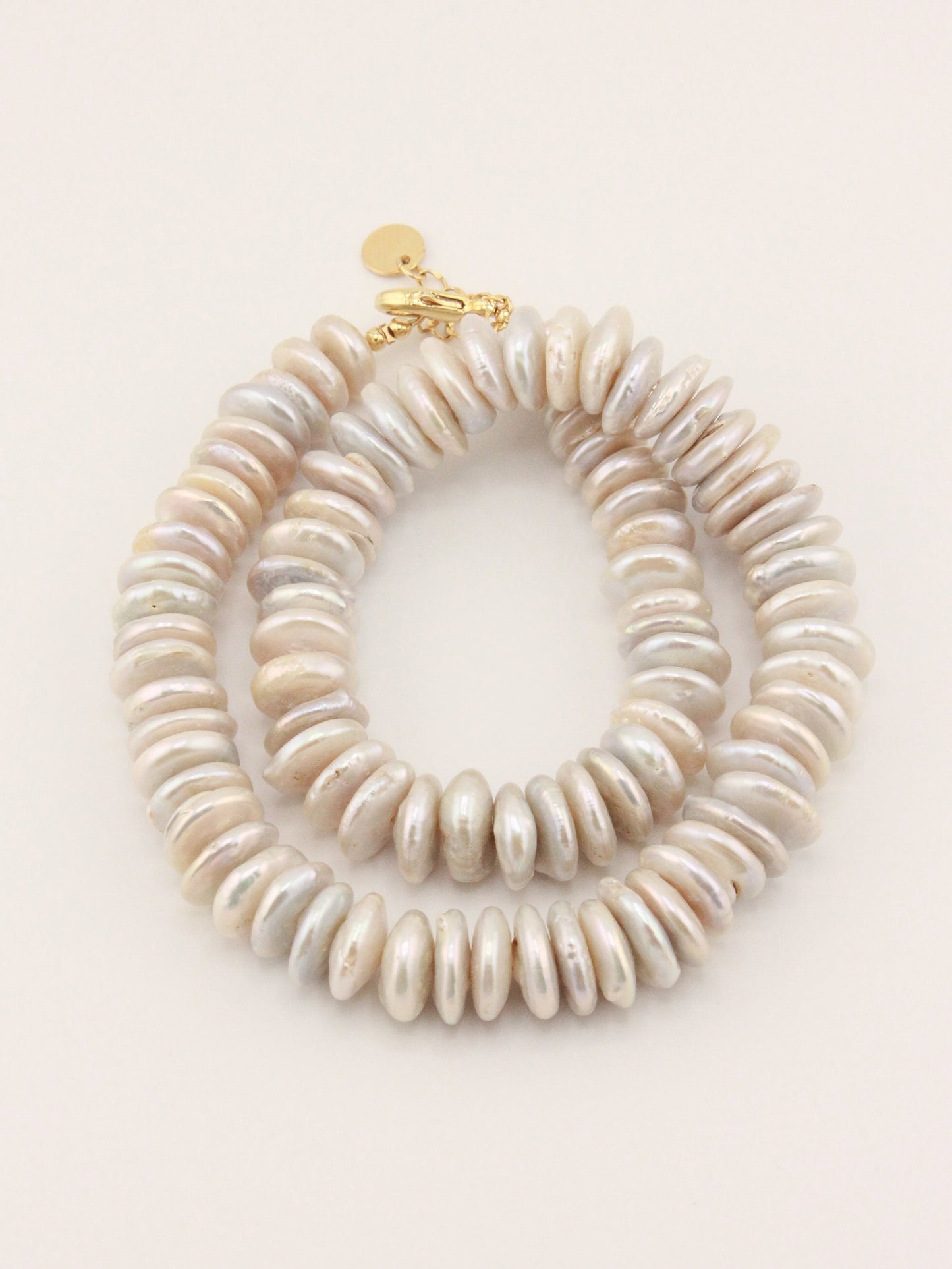 Elegant Halo Design Pearl Jewelry Piece