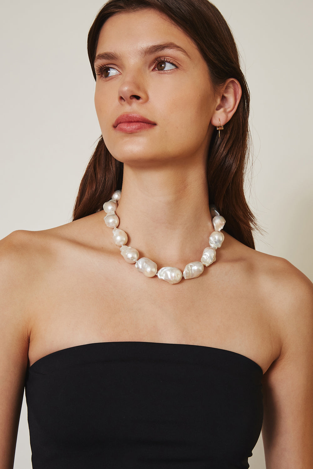 Baroque Pearl Collar Necklace