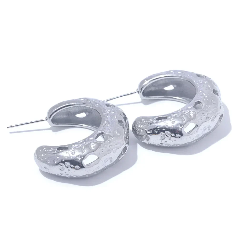 Vintage C-Shape Earrings in Stainless Steel