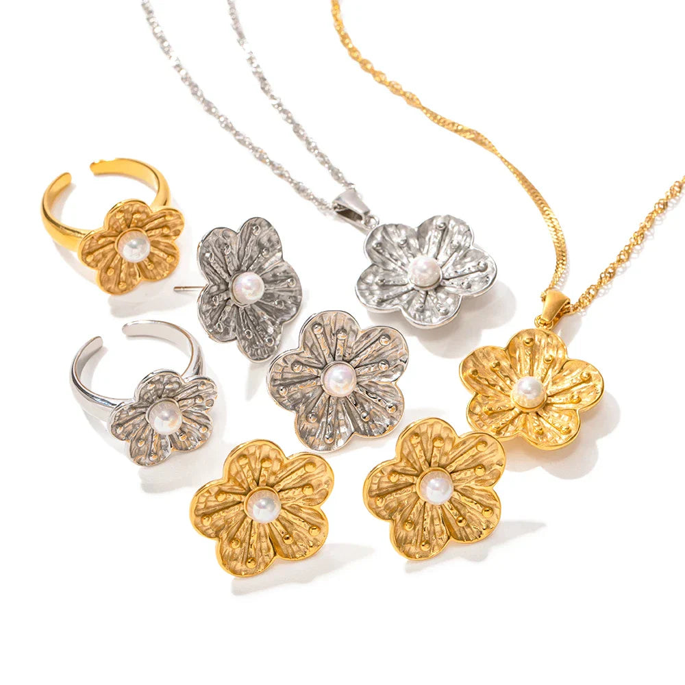 Vintage Flower Jewelry Collection Set