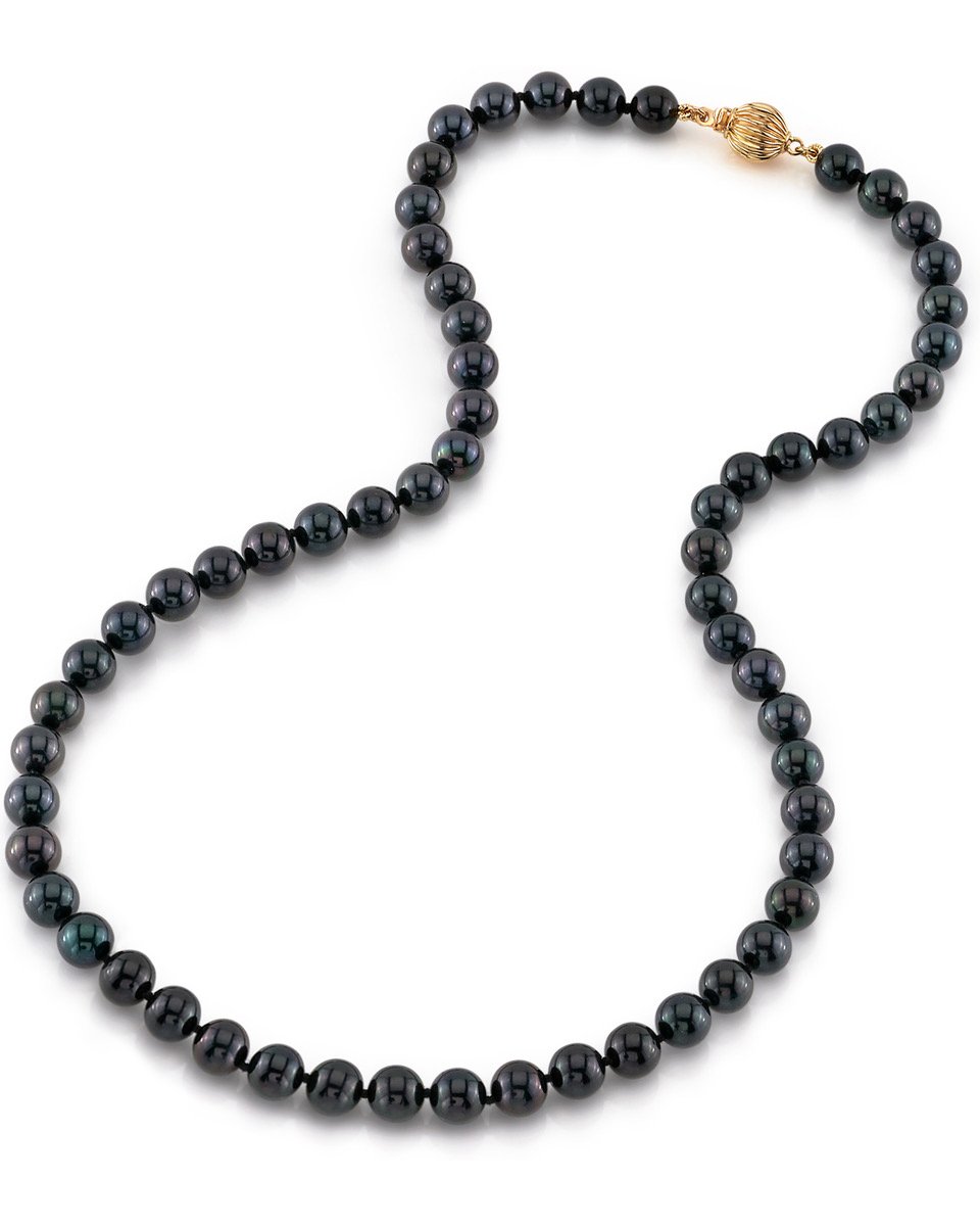 Black Akoya Pearl Necklace in AA+ Quality 4