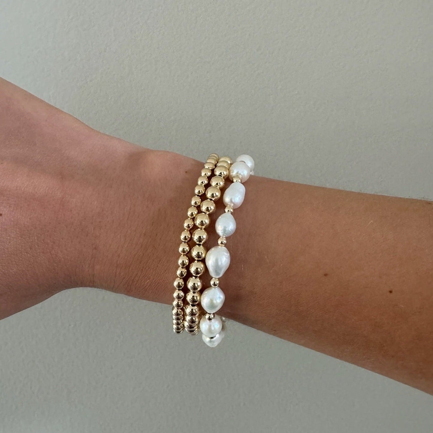 Triple Stack Baroque Juno Bracelet in Varying Sizes