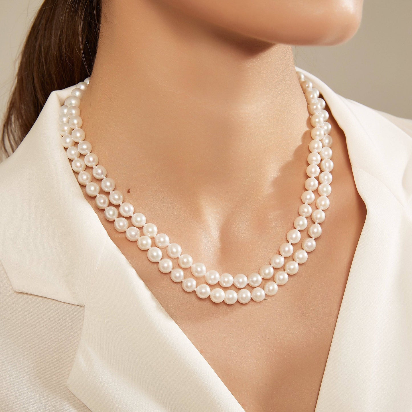 White Freshwater Pearl Necklace and Bracelet Set