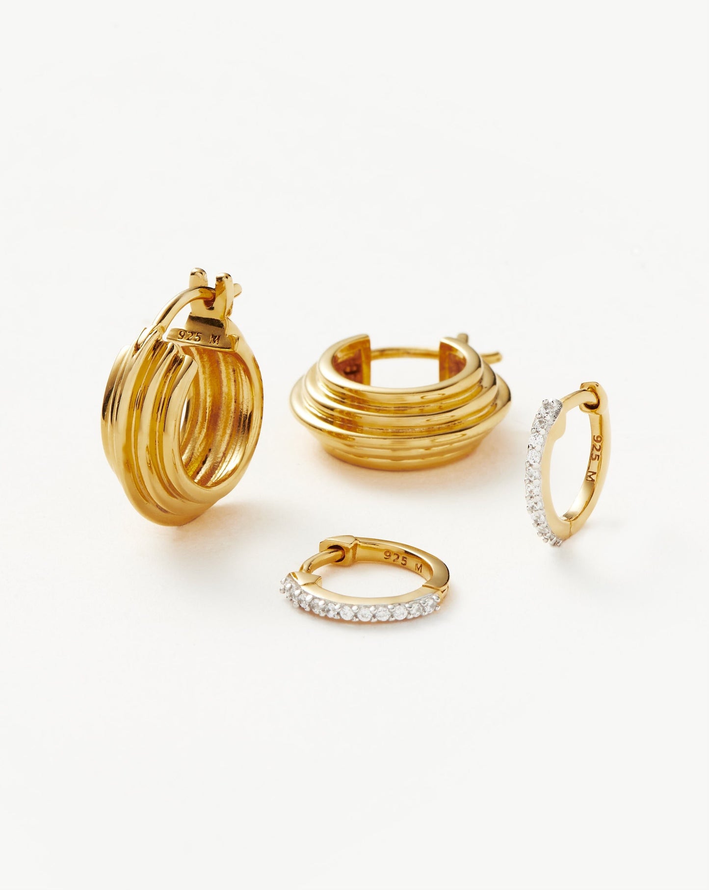 Classic Ridge Mini Hoop Earrings in 18k Gold Vermeil