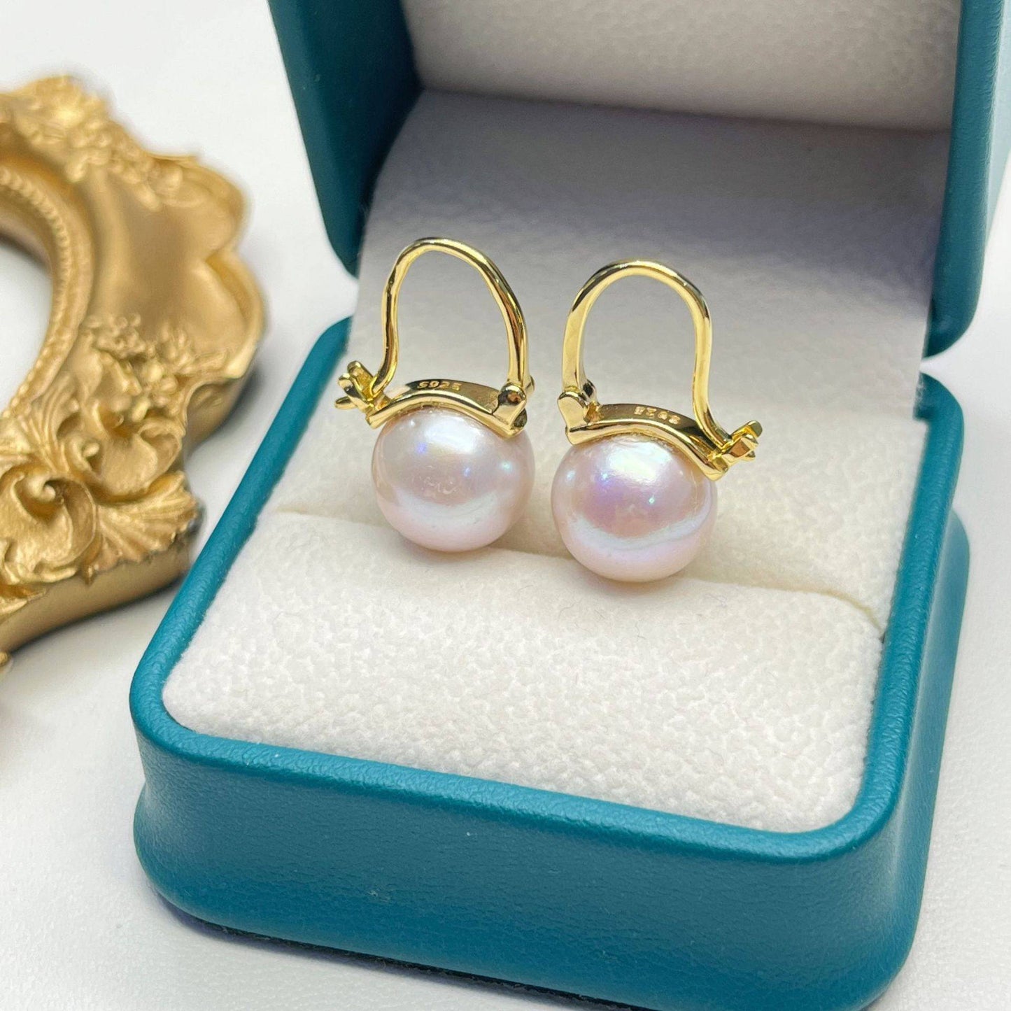 Modern Bucket-Shaped Freshwater Pearl Earrings