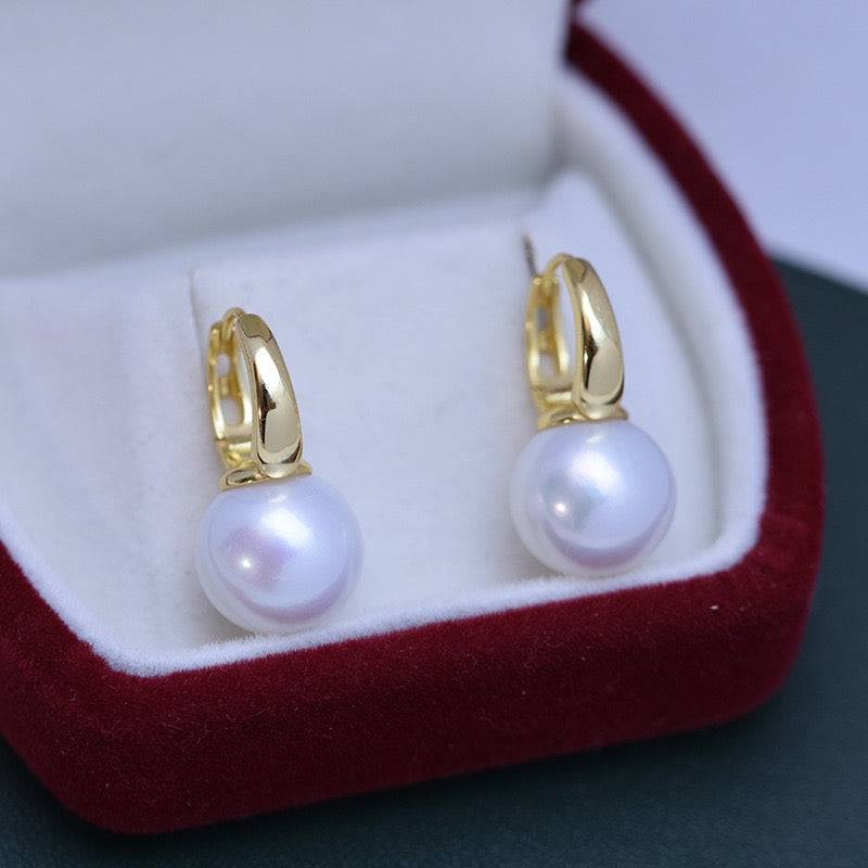 Freshwater Pearl Round Hoop Earrings in 11-12mm