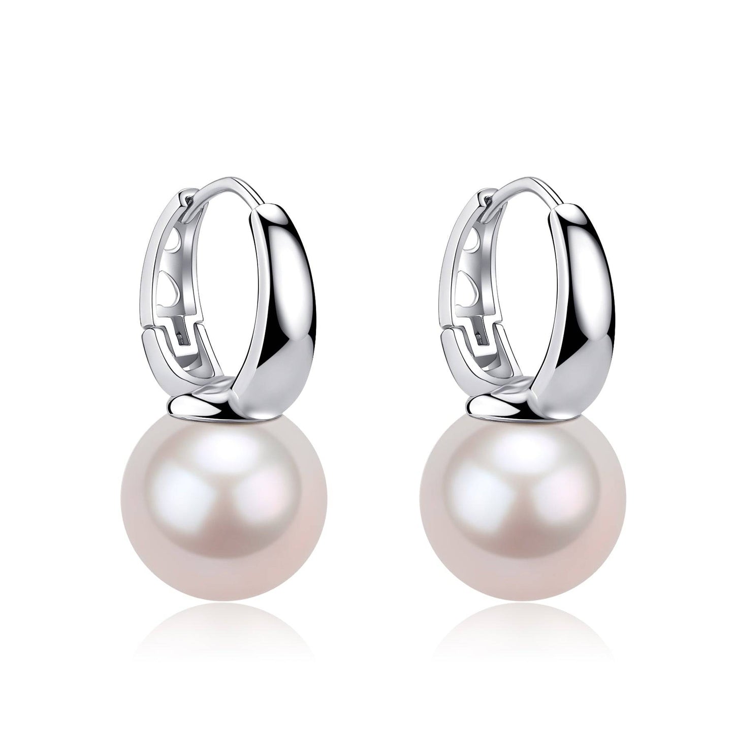 Freshwater Pearl Round Hoop Earrings in 11-12mm