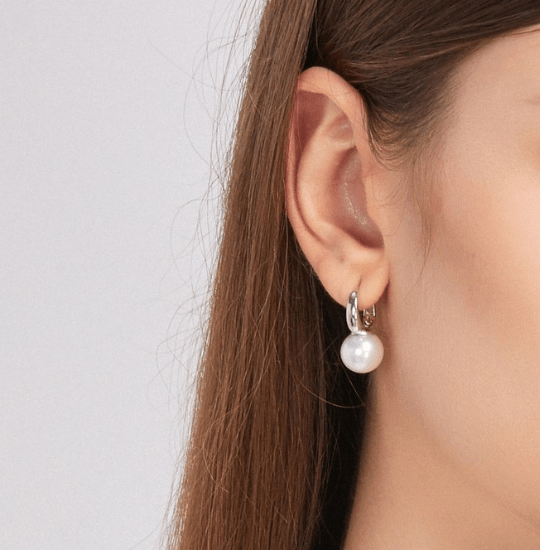 Freshwater Pearl Round Hoop Earrings in 11-12mm