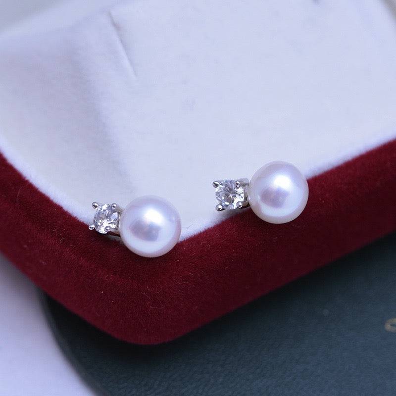 Freshwater Pearl Earrings with Sasha Design