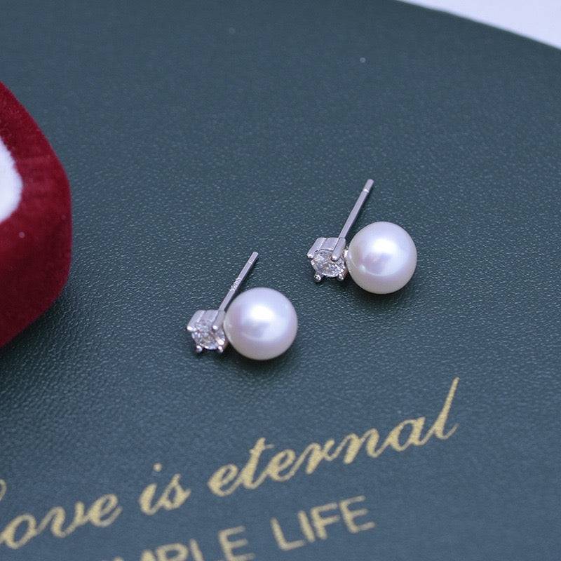 Freshwater Pearl Earrings with Sasha Design