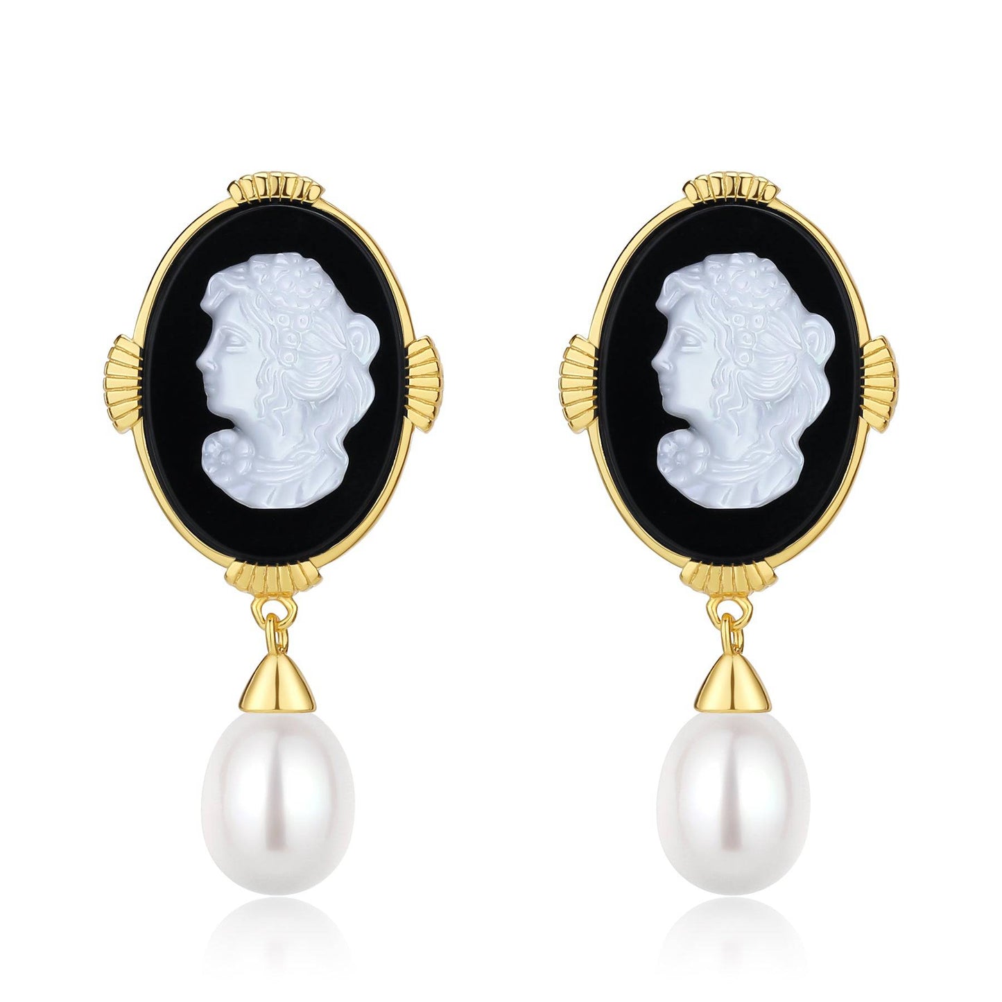 Cameo Freshwater Pearl Earrings