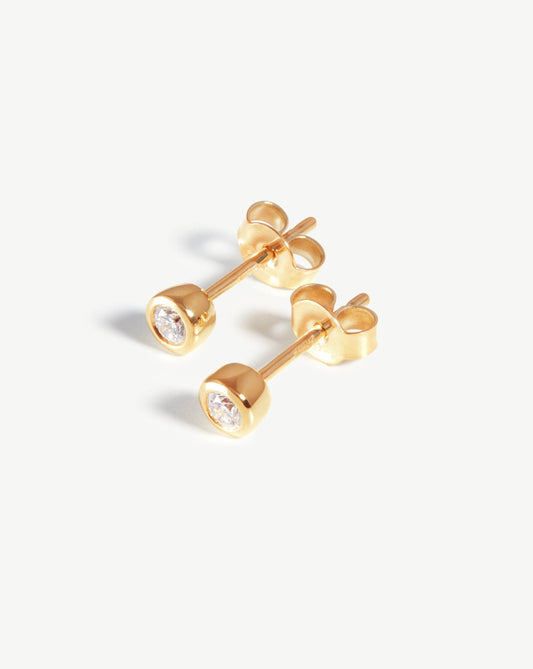 Classic Diamond Stud Earrings in Solid Gold