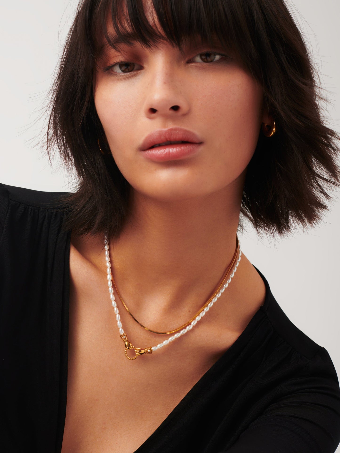 Pearl Pendant Necklace with 18k Gold and Onyx