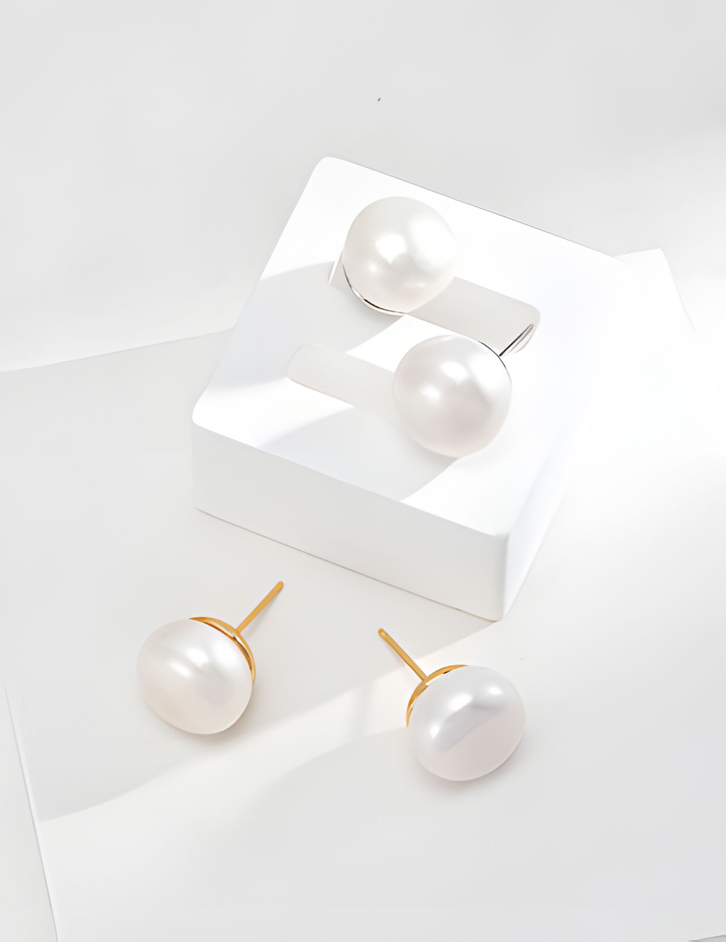 Silver Pearl Earrings with Flat Round Design