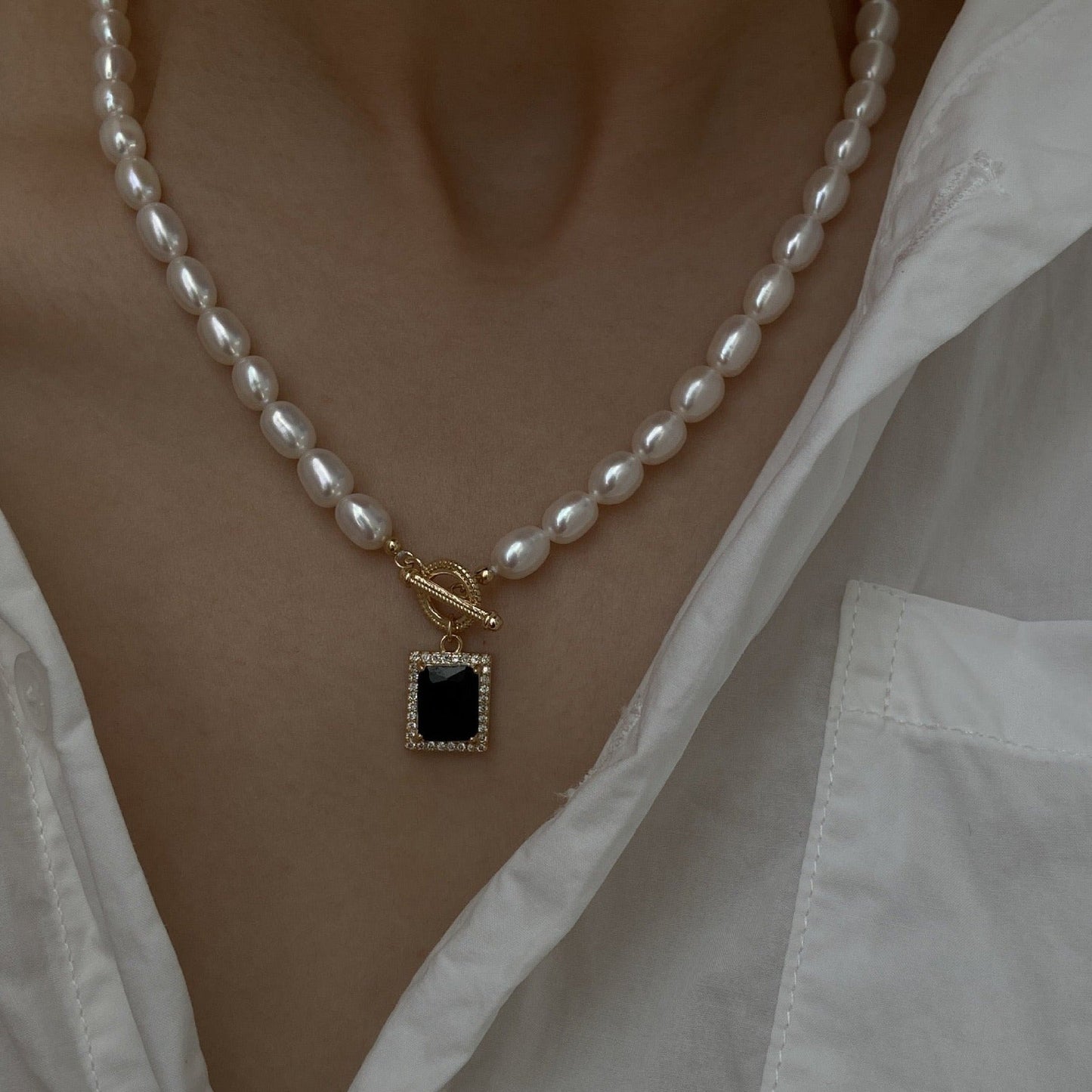 Square Pendant Necklace with Black Pearl Design