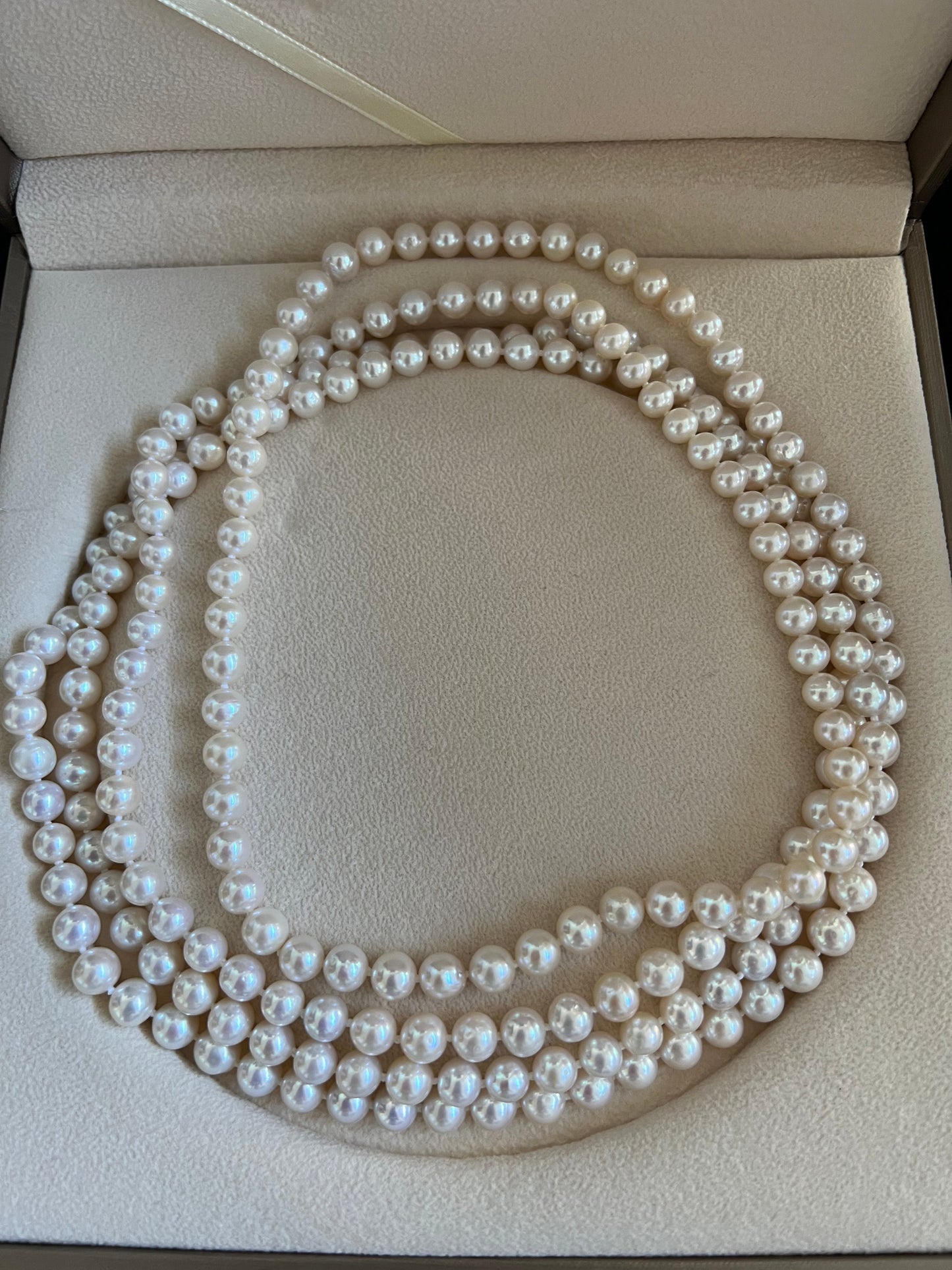 Freshwater Pearl Necklace 68 Inches Long White