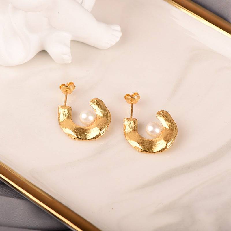 Pearl Earrings in Elegant Design 2