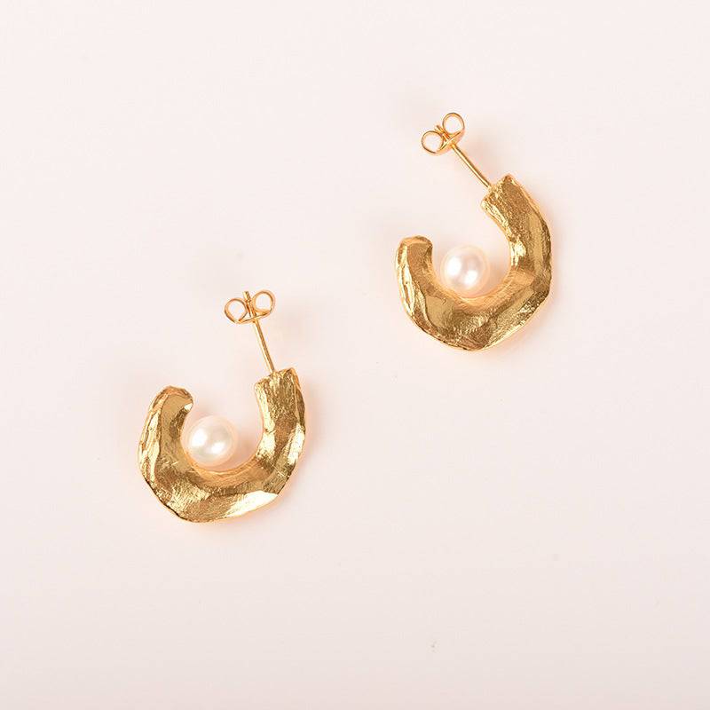 Pearl Earrings in Elegant Design 2