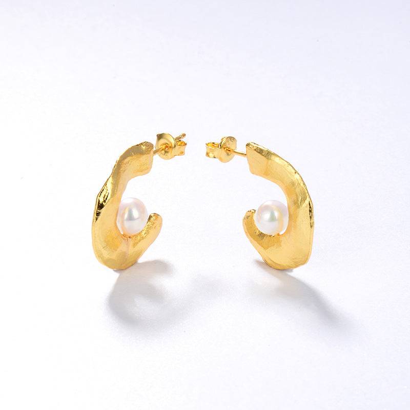 Pearl Earrings in Elegant Design 2