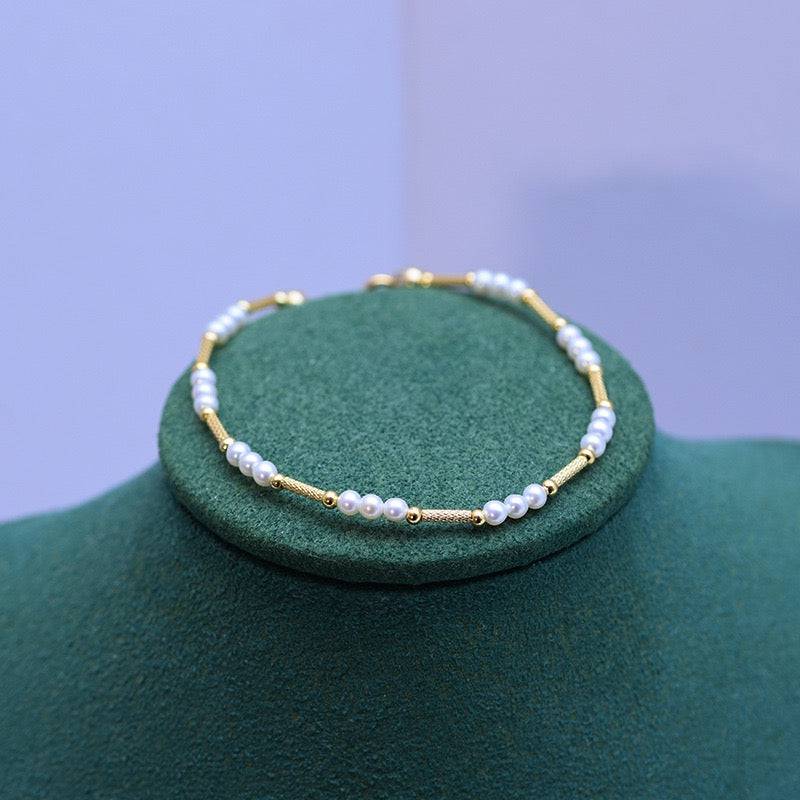 White Freshwater Pearl Beaded Necklace and Bracelet