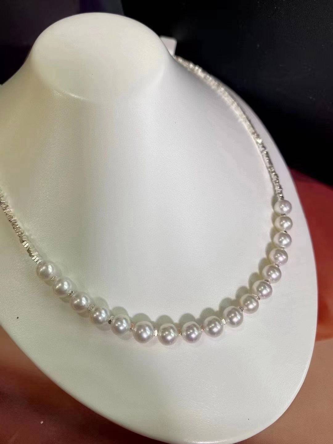 Silver Shards Necklace with Smile Pearl Design