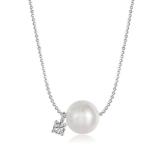 Elegant Freshwater Pearl and Pendant Necklace